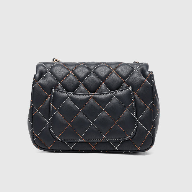 original-design-diamond-chain-crossbody-bag-4