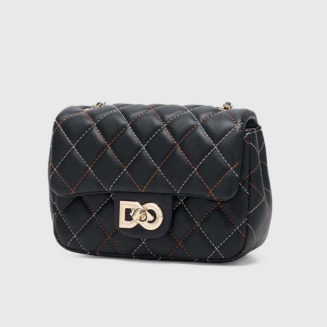 original-design-diamond-chain-crossbody-bag-2